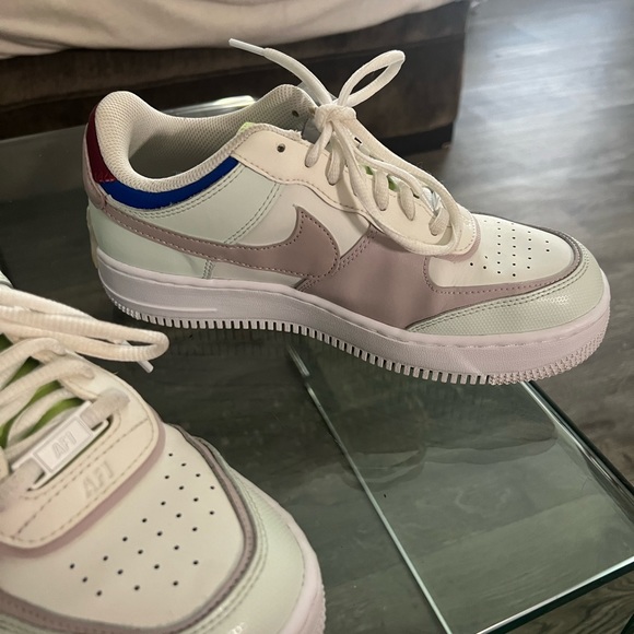 Nike Air Force One - Picture 4 of 7